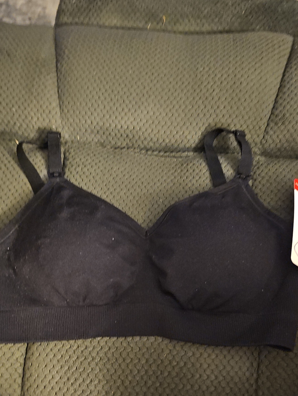 Ingrid & Isabel Seamless Maternity/Nursing Bra - Black